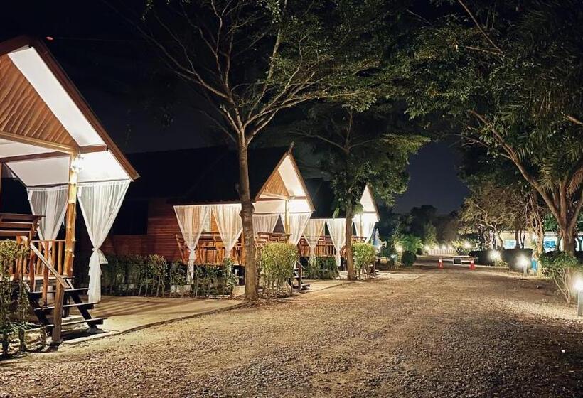 스탠다드 방갈로, อิงน้ำท่าจีน