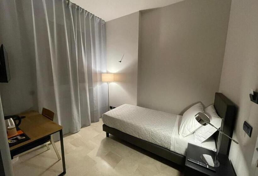 Chambre Supérieure Individuelle, La Galleria Lodge