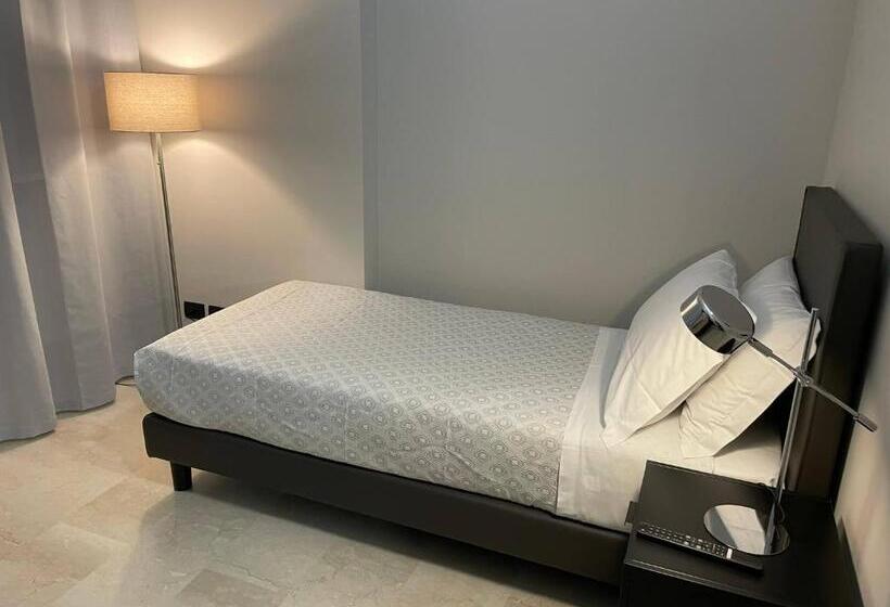 Chambre Supérieure Individuelle, La Galleria Lodge