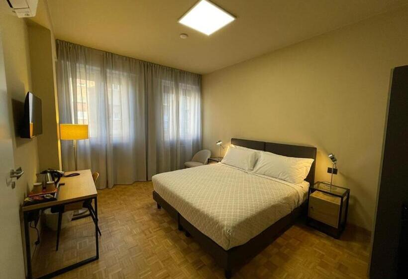 Chambre Supérieure, La Galleria Lodge