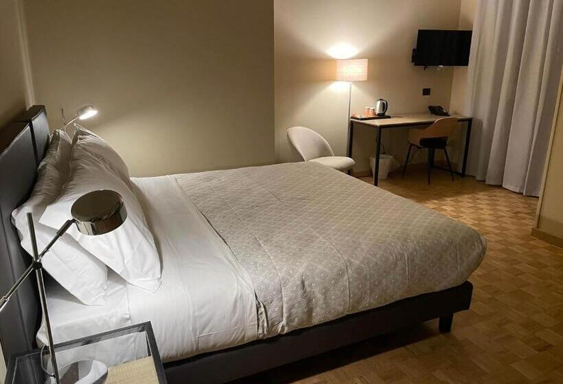 Chambre Triple Supérieure, La Galleria Lodge