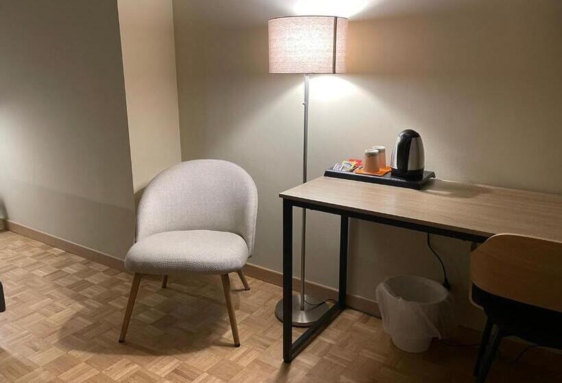 Chambre Triple Supérieure, La Galleria Lodge