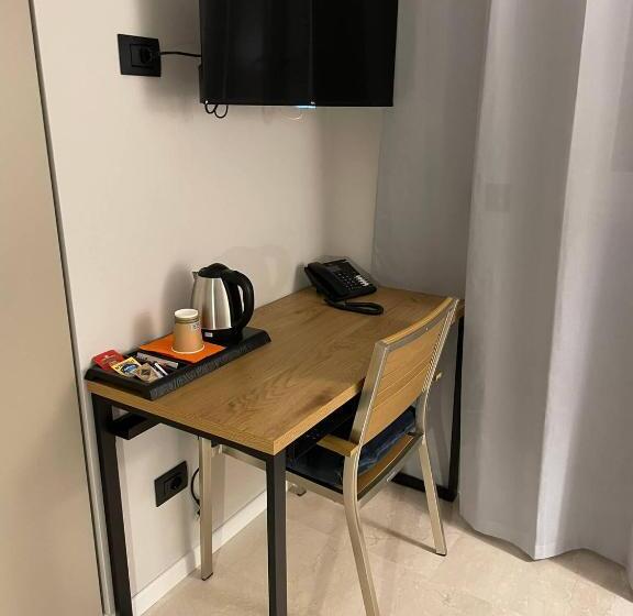 Chambre Supérieure Individuelle, La Galleria Lodge