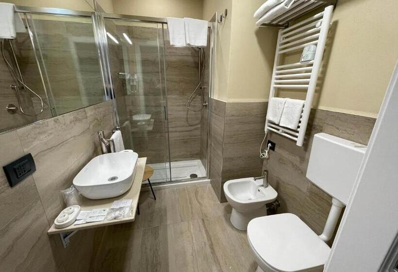 Chambre Supérieure, La Galleria Lodge