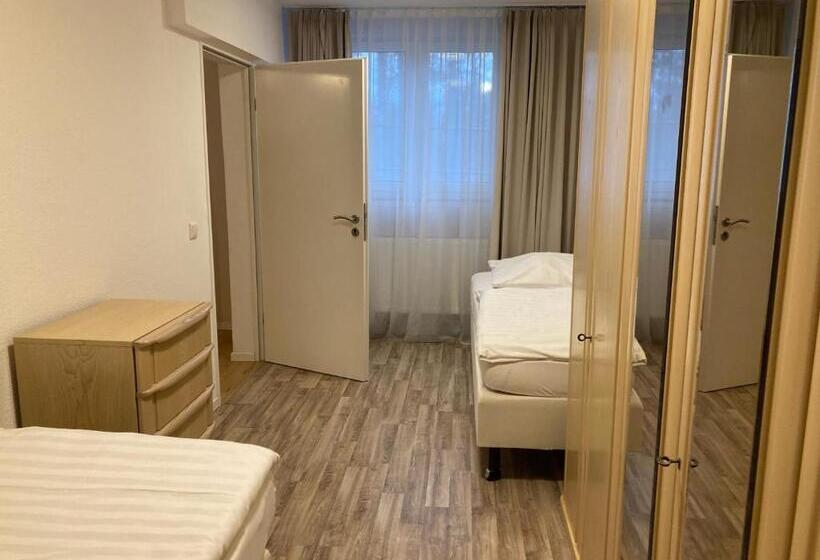 침실 2개 아파트, Schulungszentrum Töplitz