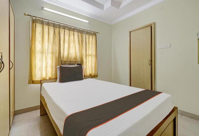اتاق استاندارد, Collection O Hotel Murali Heights