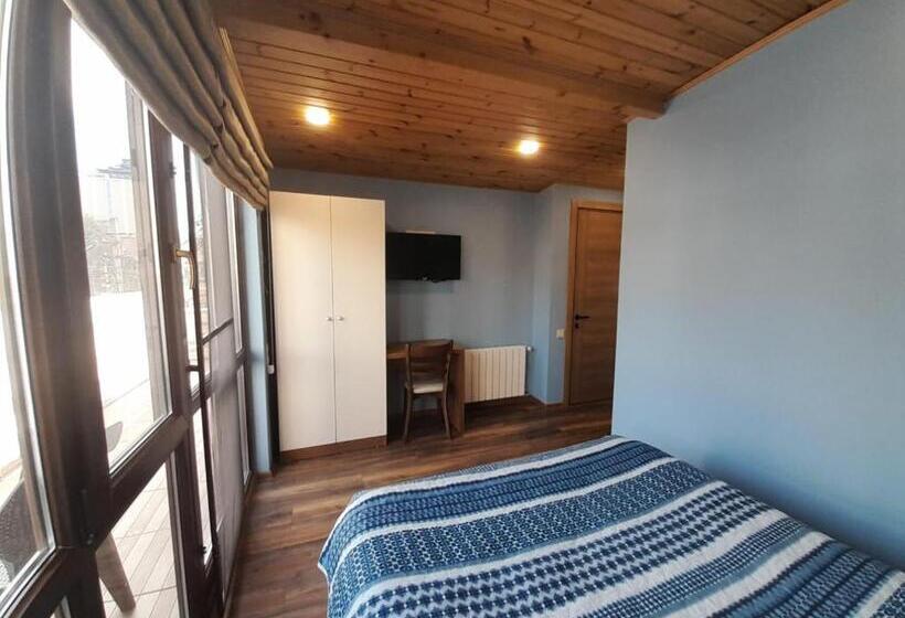 خانه 1 خوابه, Aragvi