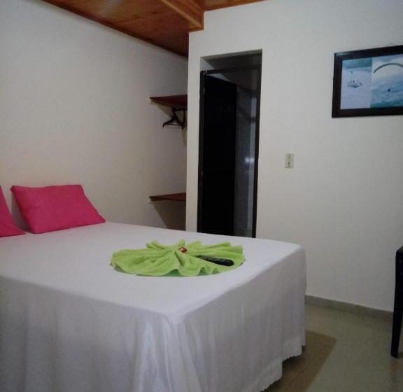 Quarto Estandar, Girón