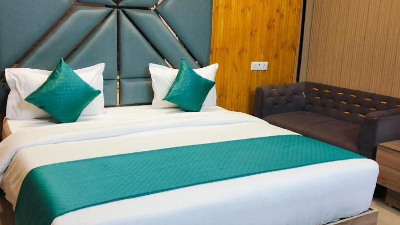 带大床的标准间, Kgf