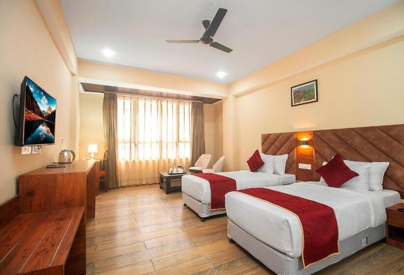 带城市景观的标准间, The Pahuna Retreat