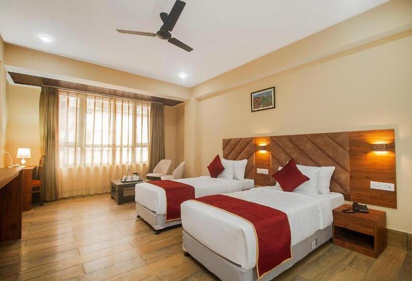 带城市景观的标准间, The Pahuna Retreat