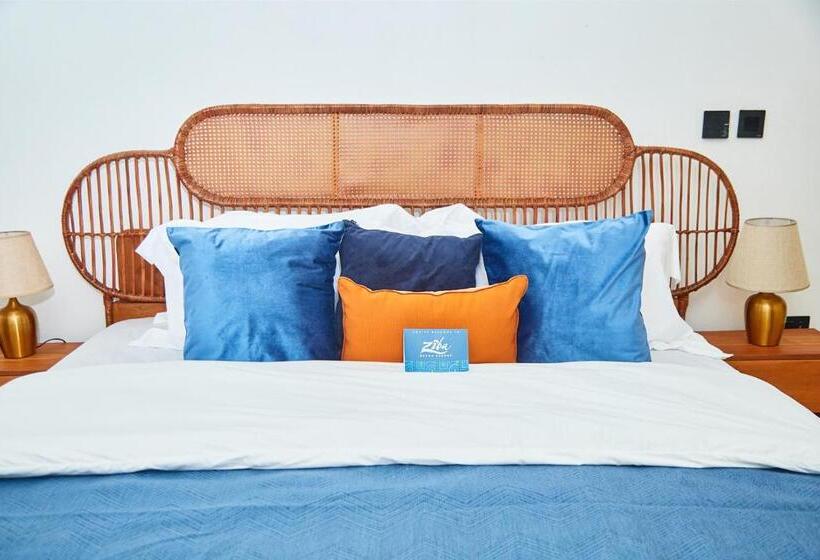 اتاق استاندارد با چشمانداز استخر, Ziba Beach Resort Lagos, Nigeria