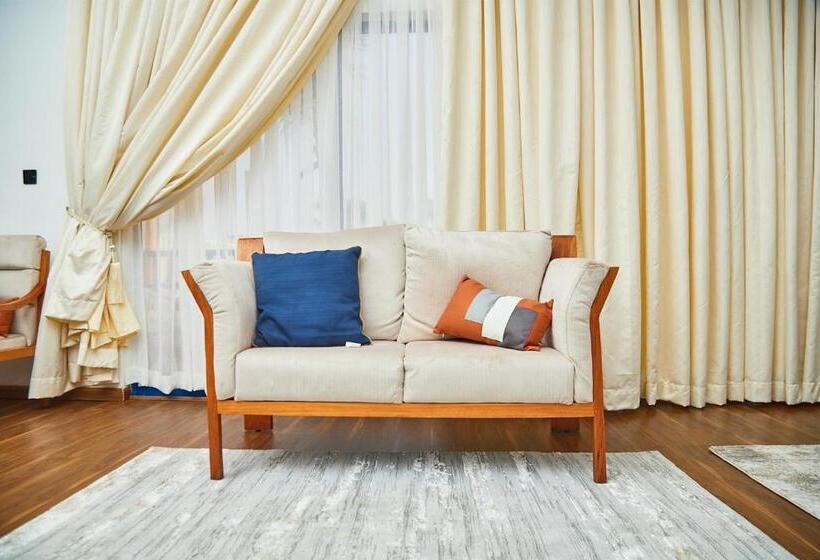 اتاق خانوادگی, Ziba Beach Resort Lagos, Nigeria