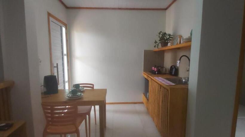 חדר אקונומי, Flats Ohana