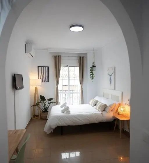 اتاق استاندارد با بالکن, Naim Guest House Nerja