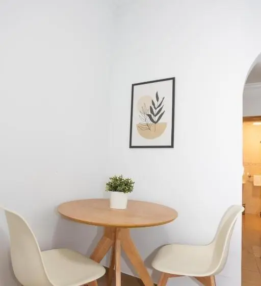 استودیو استاندارد با بالکن, Naim Guest House Nerja