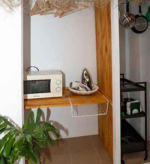 استودیو استاندارد با بالکن, Naim Guest House Nerja