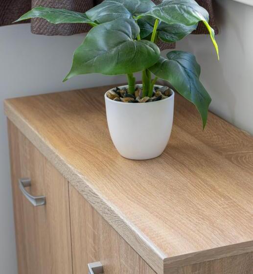 デラックスルーム, Navial