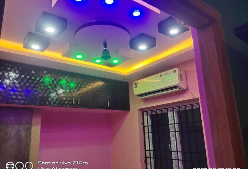 スタンダードルーム, Uk Guest House