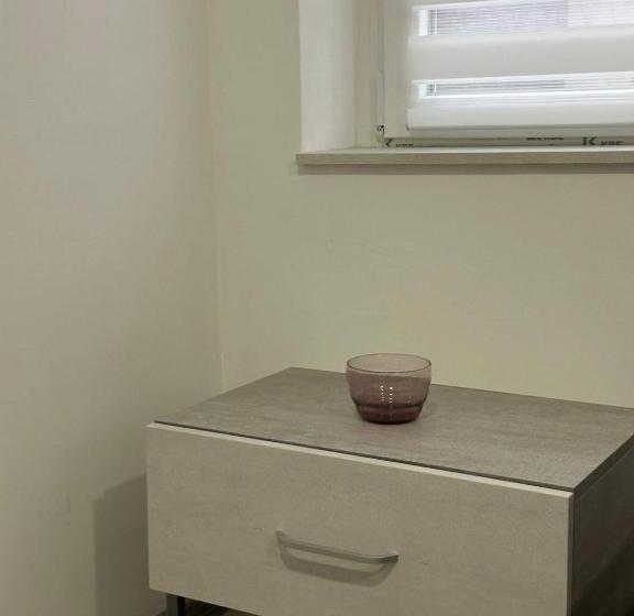 آپارتمان 1 خوابه همکف, Vila Milovanović