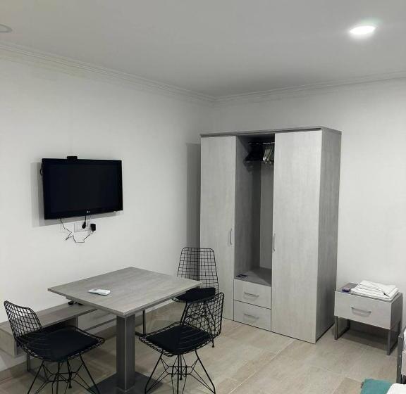 استودیوی استاندارد, Vila Milovanović