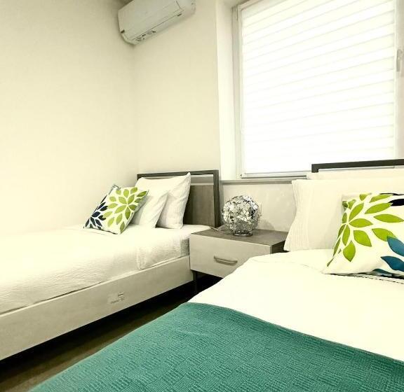 استودیوی استاندارد, Vila Milovanović