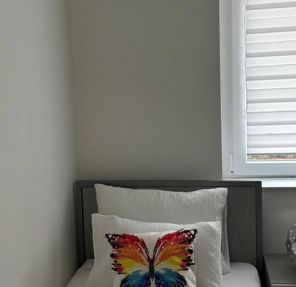 اتاق استاندارد یک نفره, Vila Milovanović