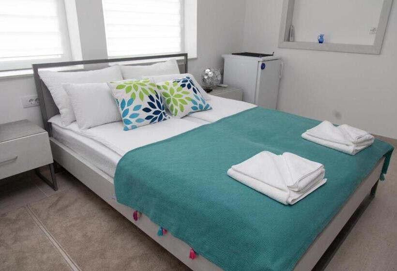 استودیوی استاندارد, Vila Milovanović