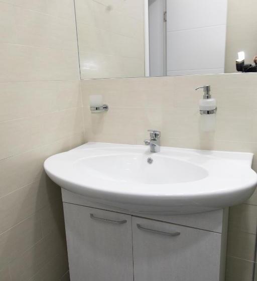 استودیوی استاندارد, Vila Milovanović