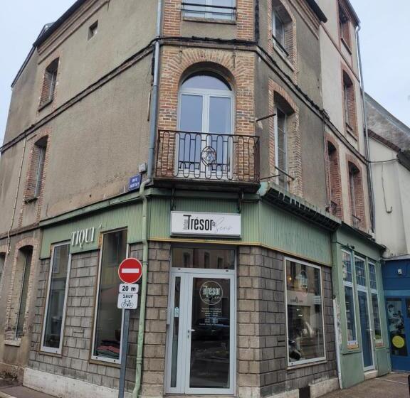 标准间, Tresors De Sens