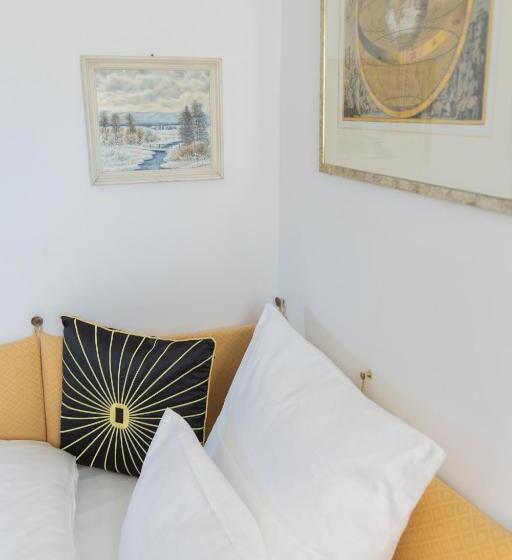 اتاق اکونومی, Gästehaus Englischer Garten