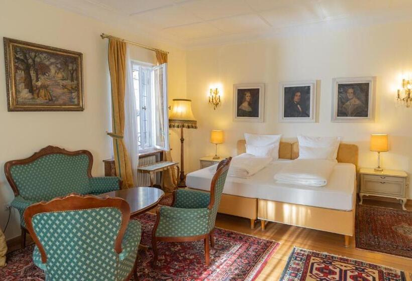 اتاق لوکس, Gästehaus Englischer Garten