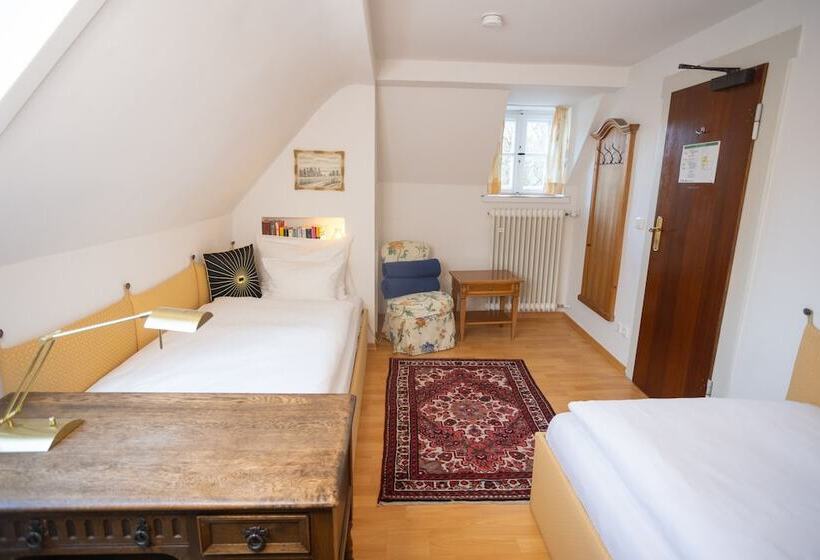 اتاق اکونومی, Gästehaus Englischer Garten