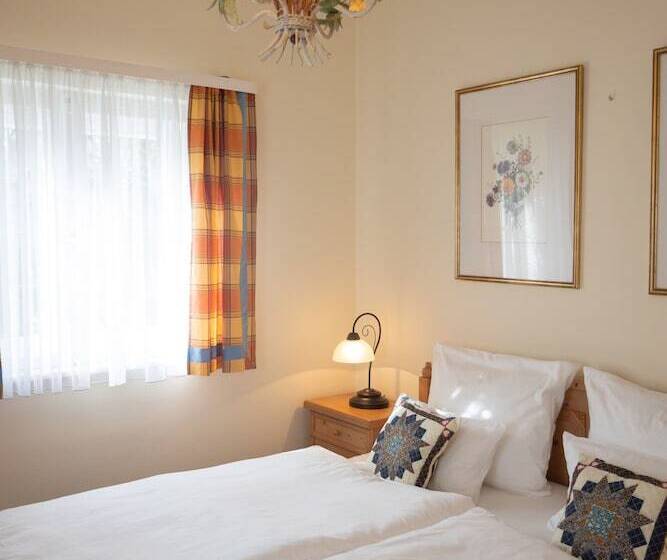 اتاق اکونومی, Gästehaus Englischer Garten