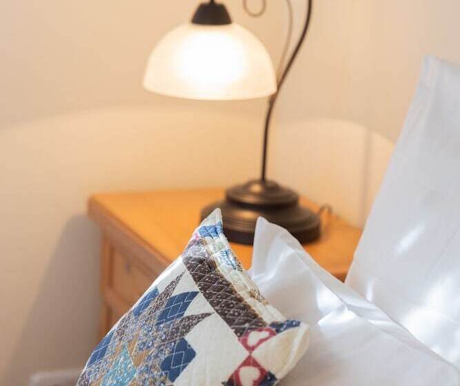 اتاق اکونومی, Gästehaus Englischer Garten