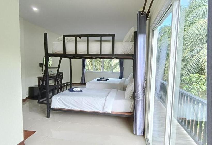 Семейный Номер Вид на Горы, Khao Sok Green Garden Resort