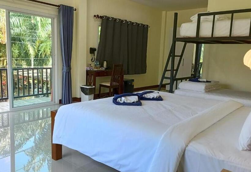 غرفة قياسية مزوَّدة بتراس, Khao Sok Green Garden Resort