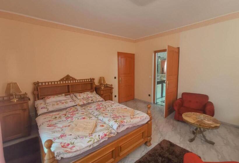 2 Bedroom Apartment, Hévíz Kristály Apartman