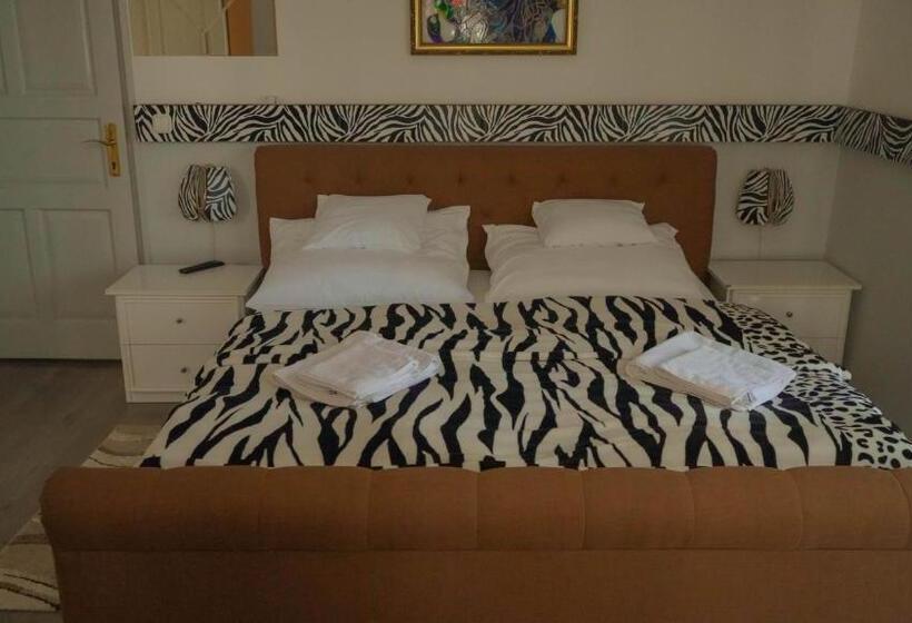 2 Bedroom Apartment, Hévíz Kristály Apartman