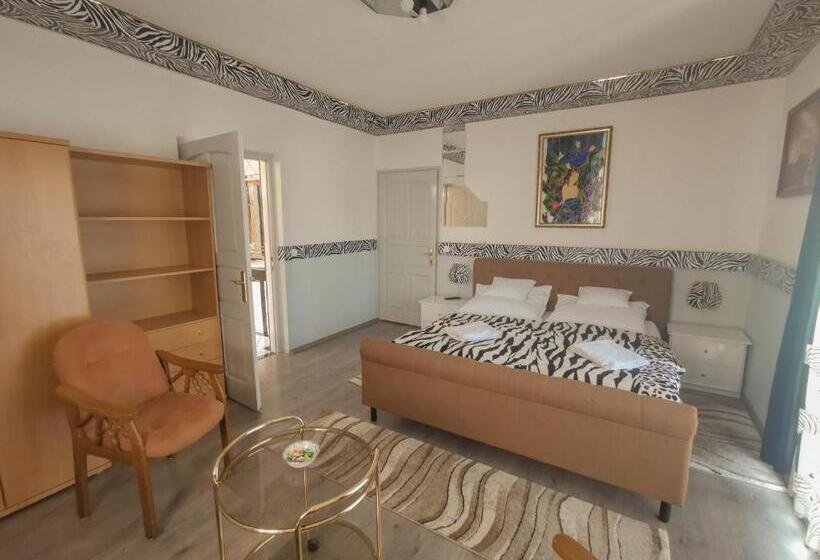 2 Bedroom Apartment, Hévíz Kristály Apartman