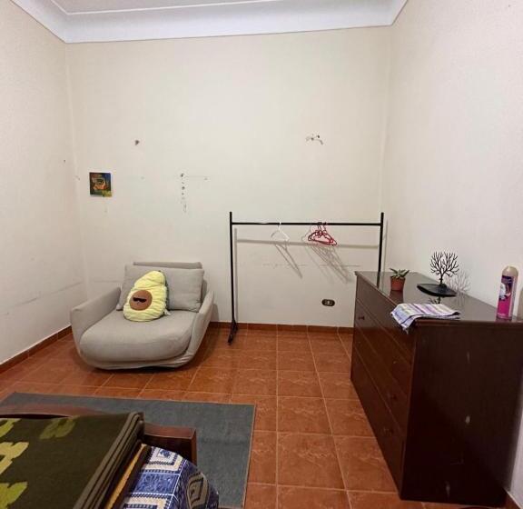 اتاق استاندارد یک تخته با بالکن, Mariamish ‘s Place