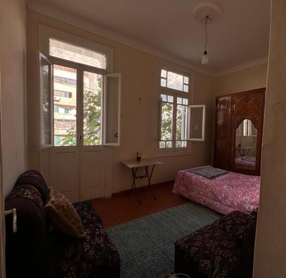 اتاق استاندارد یک تخته با بالکن, Mariamish ‘s Place