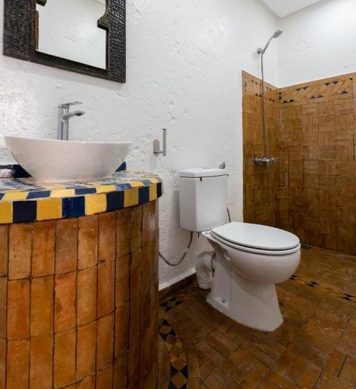 اتاق استاندارد با چشمانداز کوهستان, Dar Bleu Main