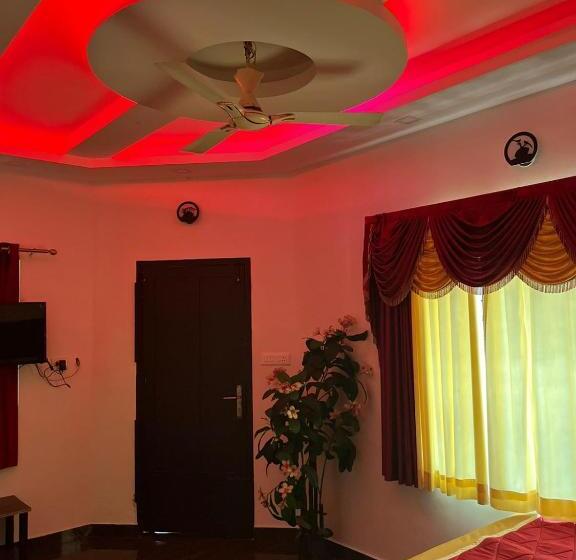 Номер Deluxe, Golden Leaf Munnar