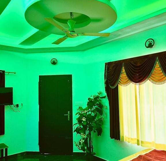 חדר דלוקס, Golden Leaf Munnar