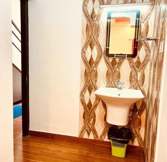 Номер Deluxe, Golden Leaf Munnar