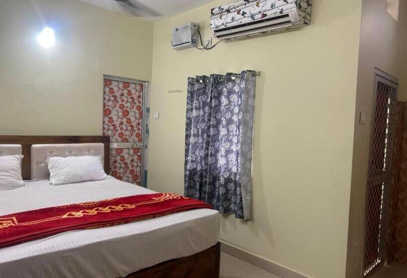 デラックスルーム, Goroomgo Sriyansh Inn Puri