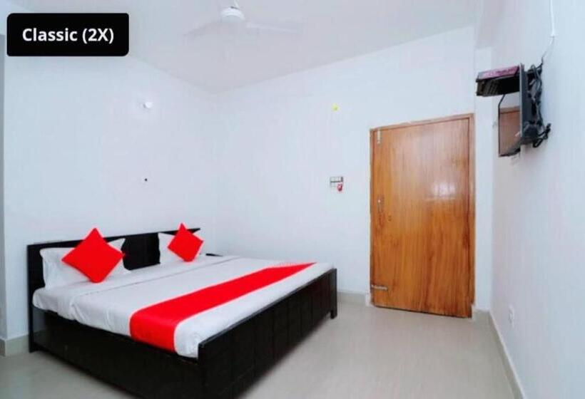 デラックスルーム, Goroomgo Nalanda Guest House