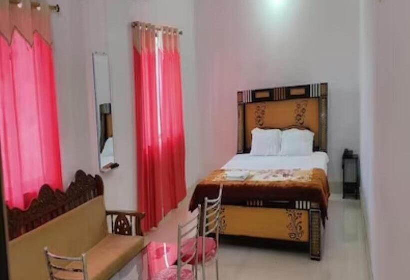 豪华房间, Goroomgo Nalanda Guest House