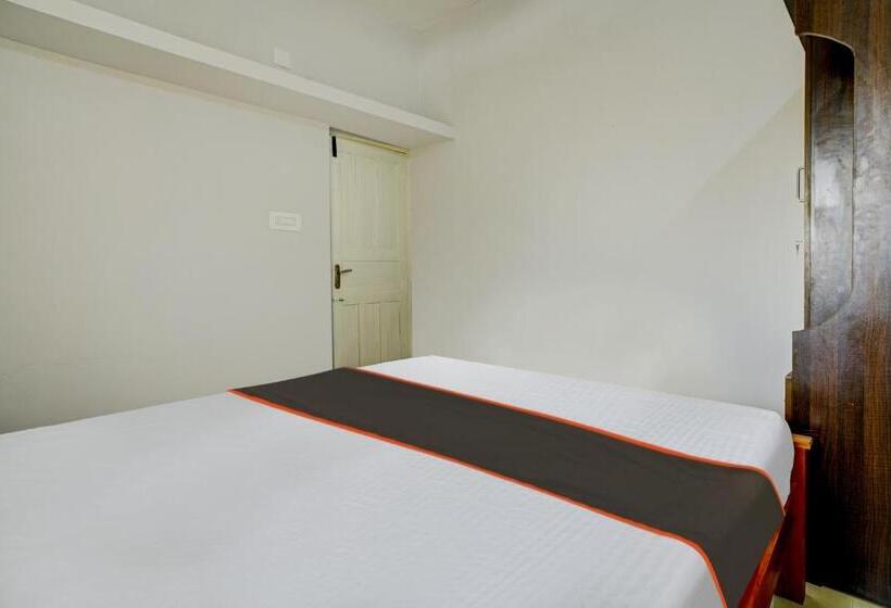 스탠다드 룸, Oyo Thaikkattukara Residency